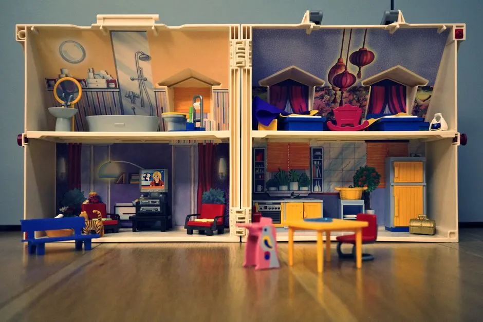 Hình ảnh lego nhà búp bê với nội thất tí hon